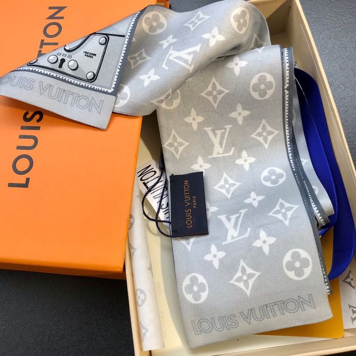 Louis Vuitton Scarf LVS00192